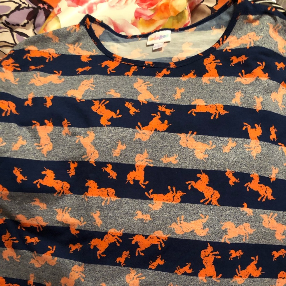 Large Lularoe Irma